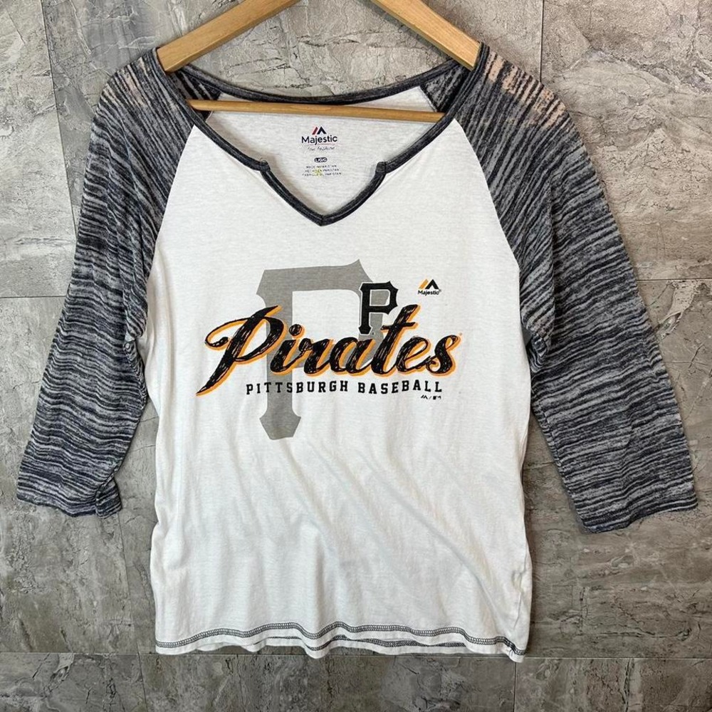 Majestic‎ White and grey VNeck Pittsburgh Pirates baseball shirt women's l